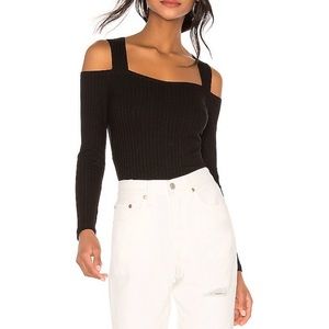 Celia Top in Black
LNA